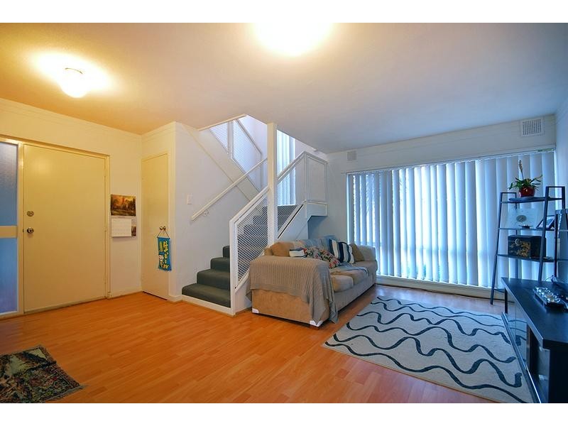 5/18 Selsey Way, Balga WA 6061