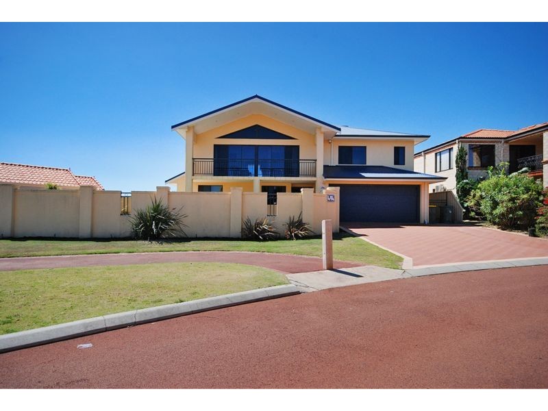 494 Shenton Ave, Iluka WA 6028