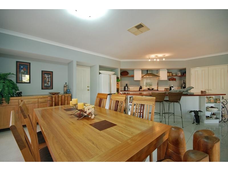 6 Turnwood Vista, Wanneroo WA 6065