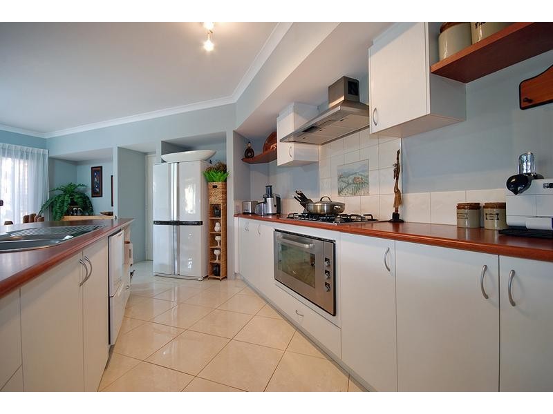 6 Turnwood Vista, Wanneroo WA 6065