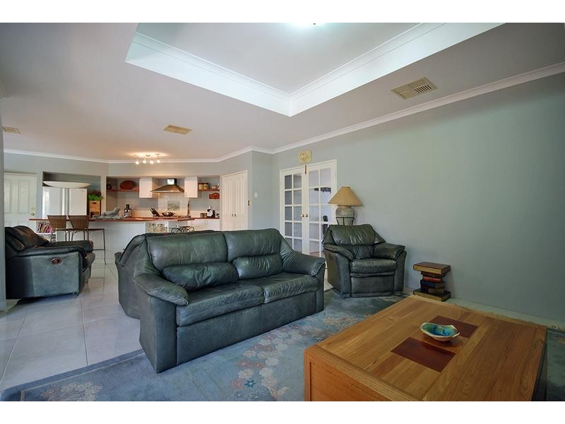 6 Turnwood Vista, Wanneroo WA 6065