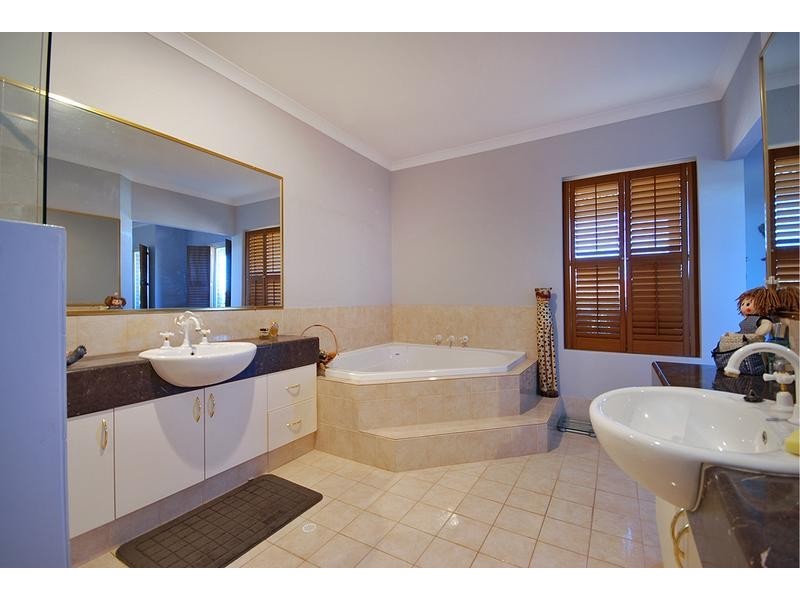 6 Turnwood Vista, Wanneroo WA 6065