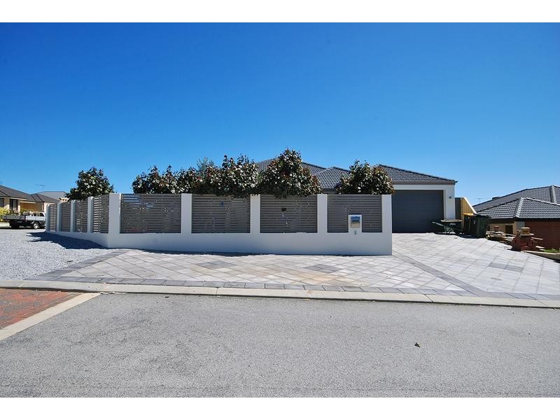 1 Bonvin Gardens, Tapping WA 6065