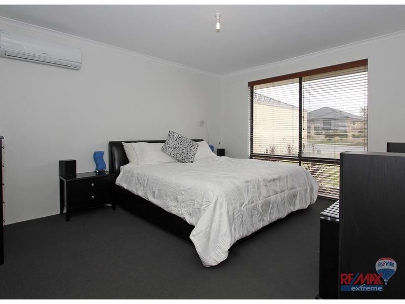 27 Huntly Avenue, Butler WA 6036