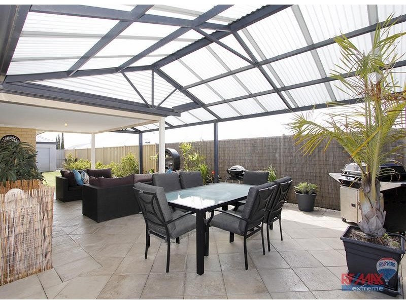 27 Huntly Avenue, Butler WA 6036