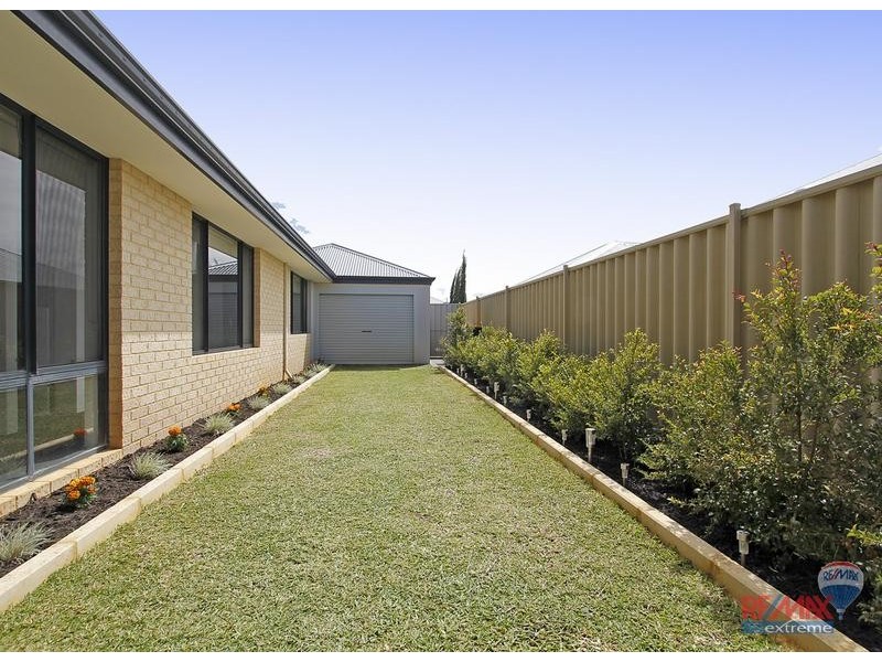 27 Huntly Avenue, Butler WA 6036