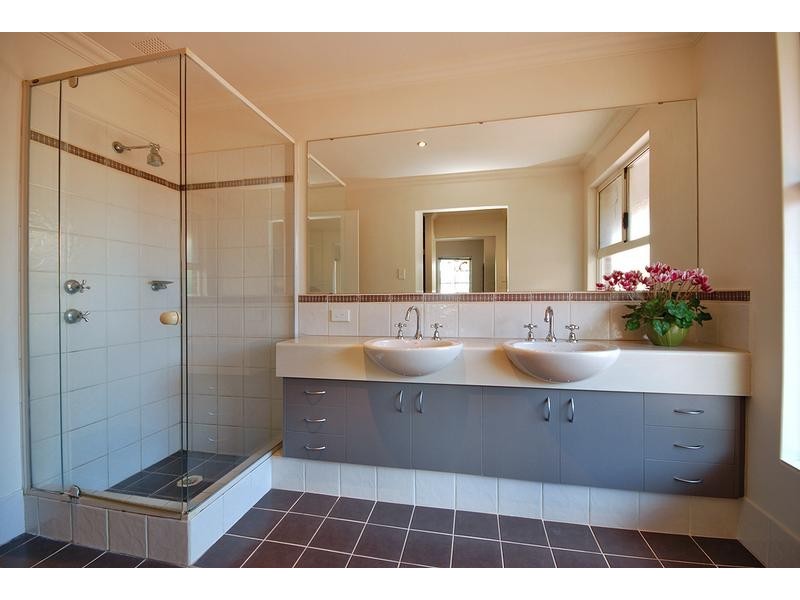 39 Brightlands Circuit, Carramar WA 6031