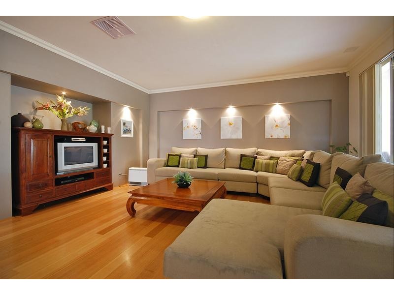 39 Brightlands Circuit, Carramar WA 6031