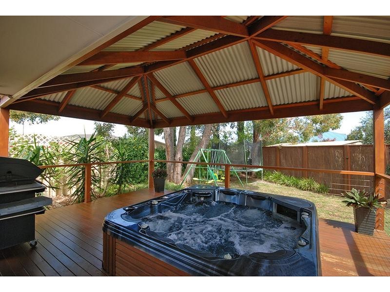 39 Brightlands Circuit, Carramar WA 6031