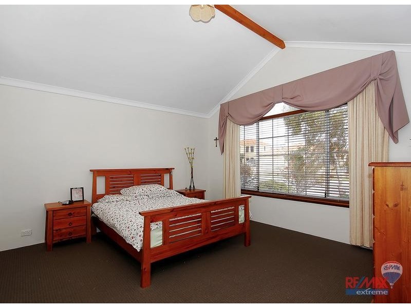 85 Broadbeach Boulevard, Hillarys WA 6025