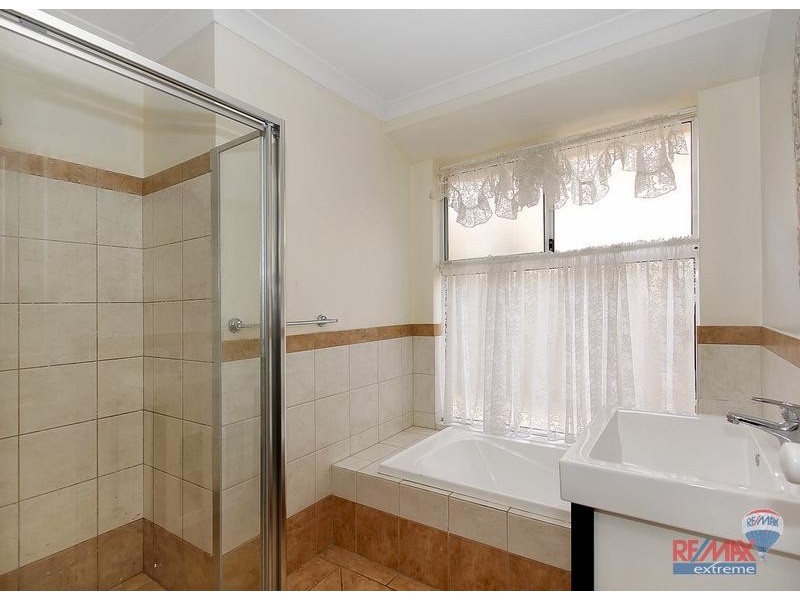 85 Broadbeach Boulevard, Hillarys WA 6025