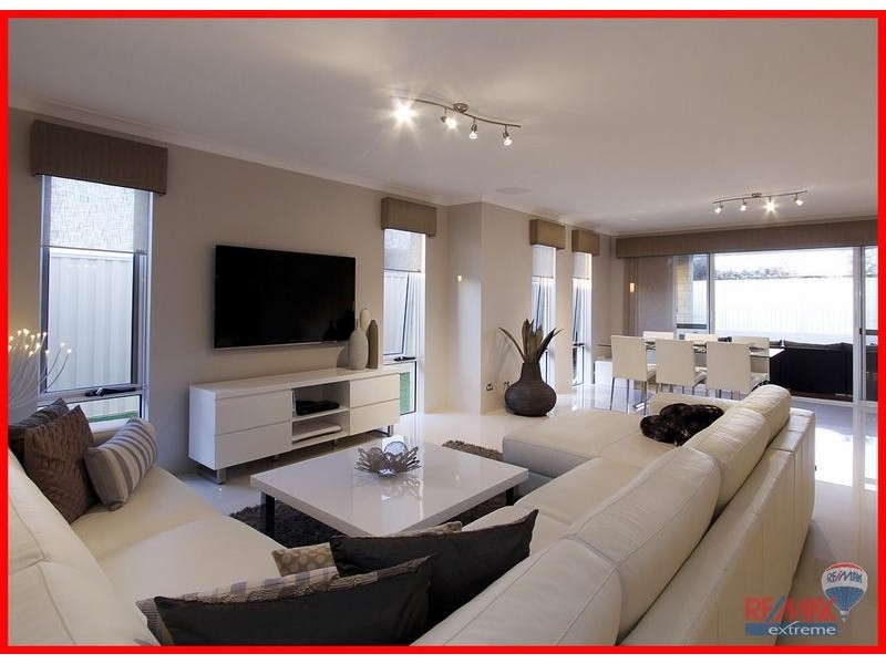 11 Badley Loop, Butler WA 6036