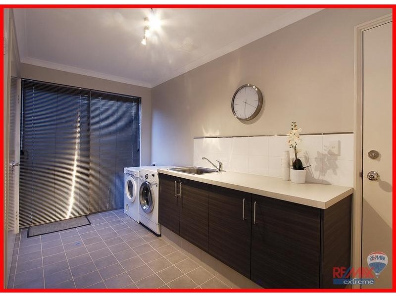 11 Badley Loop, Butler WA 6036