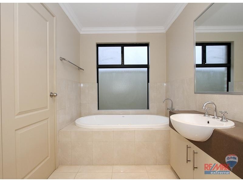 35 Pando Crescent, Landsdale WA 6065