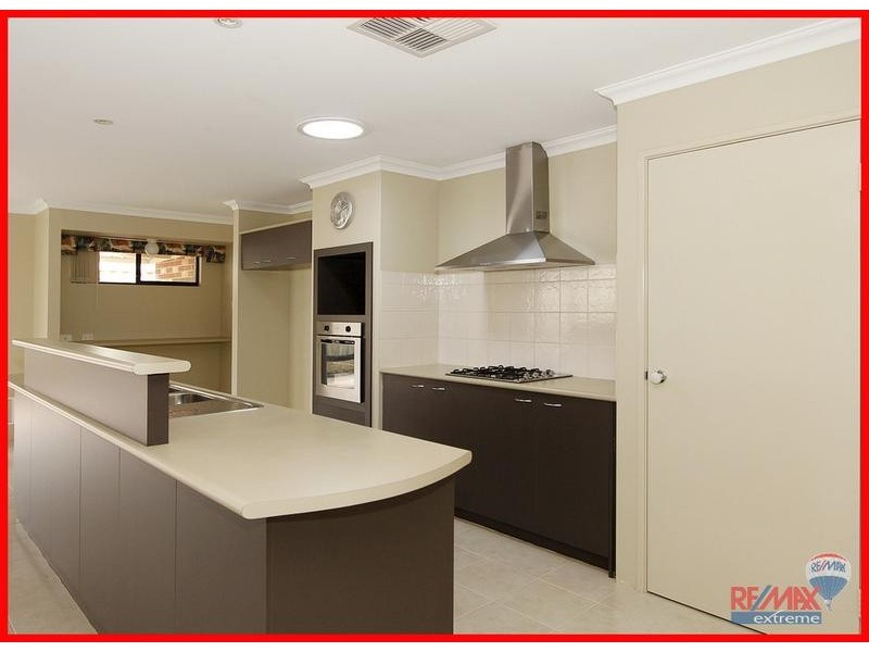 31 Fairbourne Approach, Butler WA 6036