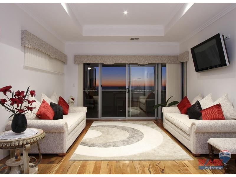 17 Clearview Ave, Burns Beach WA 6028