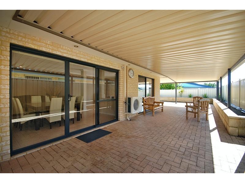 33 Hennessy Drive, Ashby WA 6065