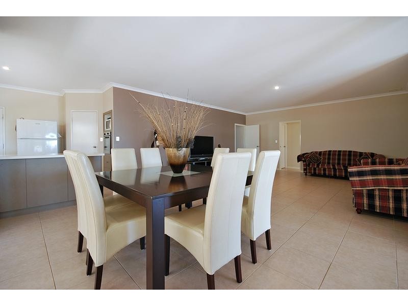 33 Hennessy Drive, Ashby WA 6065