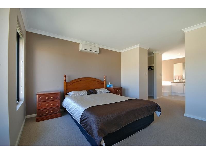 33 Hennessy Drive, Ashby WA 6065