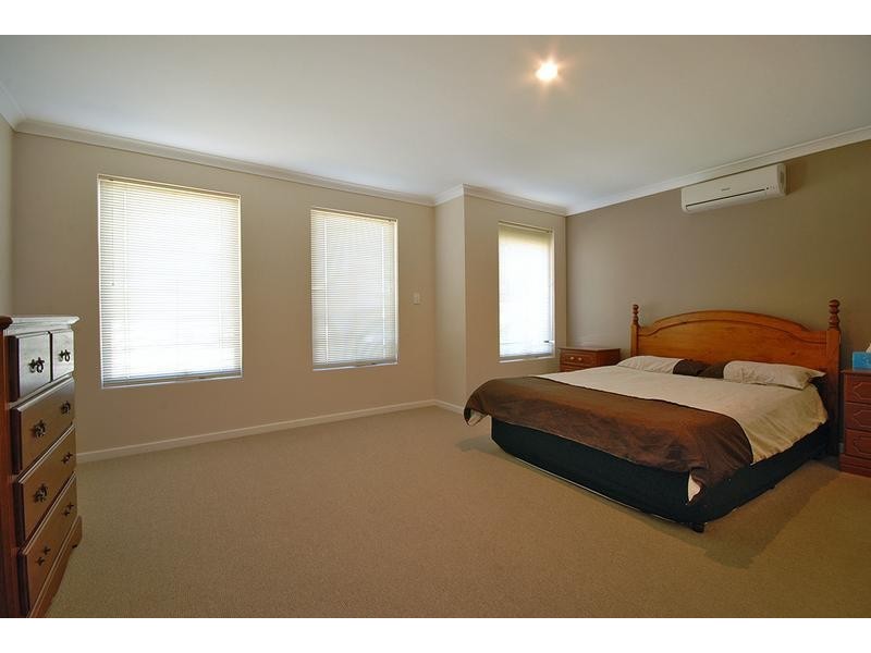 33 Hennessy Drive, Ashby WA 6065