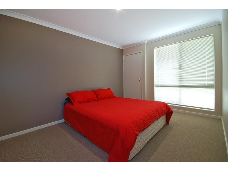 33 Hennessy Drive, Ashby WA 6065