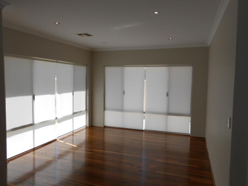 37 Carbine Loop, Banksia Grove WA 6031