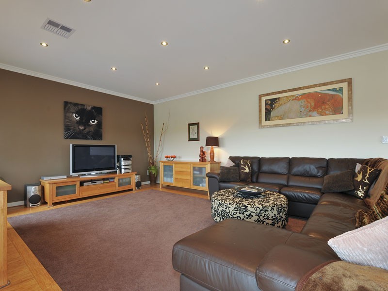 9 Arrow Place, Joondalup WA 6027