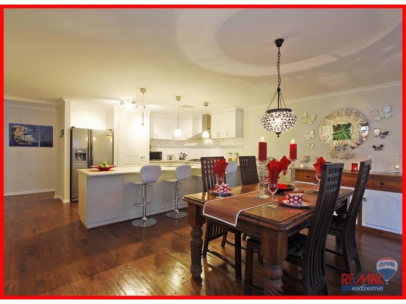 8 Hollyford Parade, Butler WA 6036