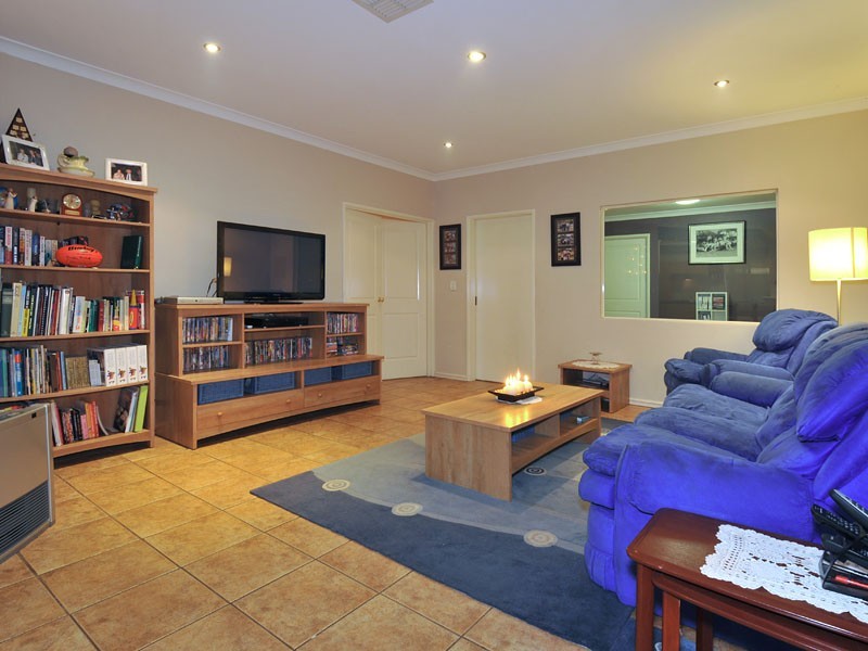 45 Asturian Drive, Henley Brook WA 6055