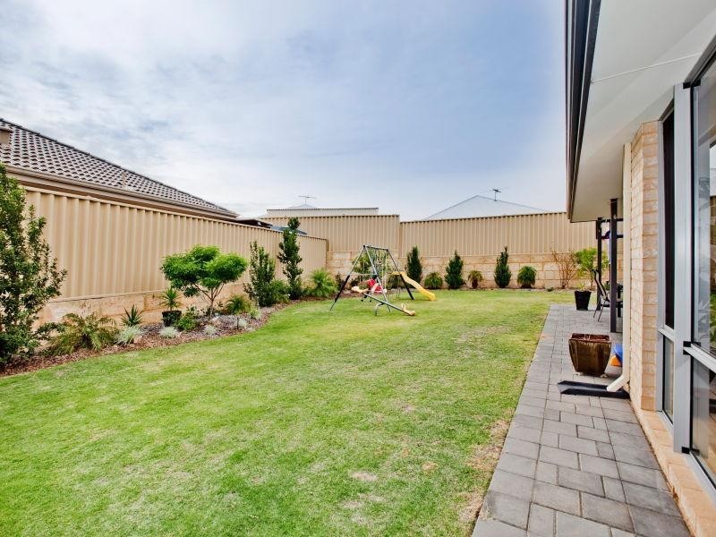 5 Beecroft Mews, Ridgewood WA 6030