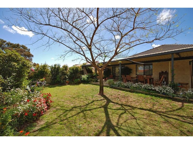 98 Donnelly Ramble, Wanneroo WA 6065