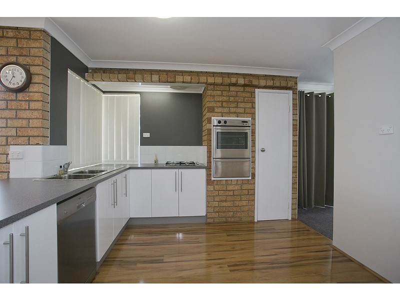 26 Lakevalley Drive, Edgewater WA 6027