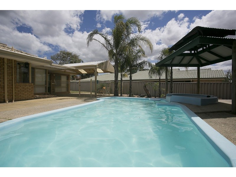 26 Lakevalley Drive, Edgewater WA 6027