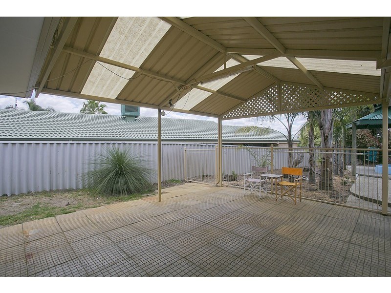 26 Lakevalley Drive, Edgewater WA 6027