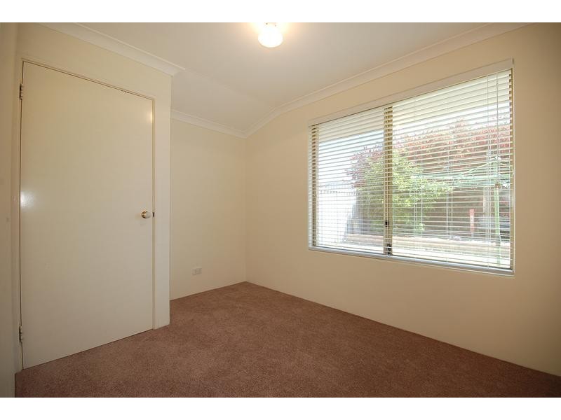 7 Bibbulmun Entrance, Sinagra WA 6065