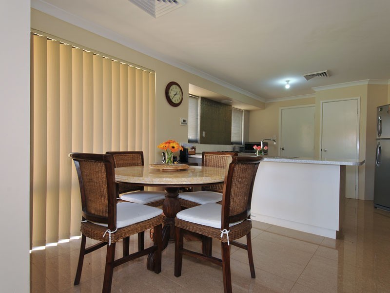 1 Athens Lane, Hocking WA 6065