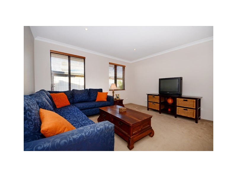 37 Donnelly Ramble, Wanneroo WA 6065