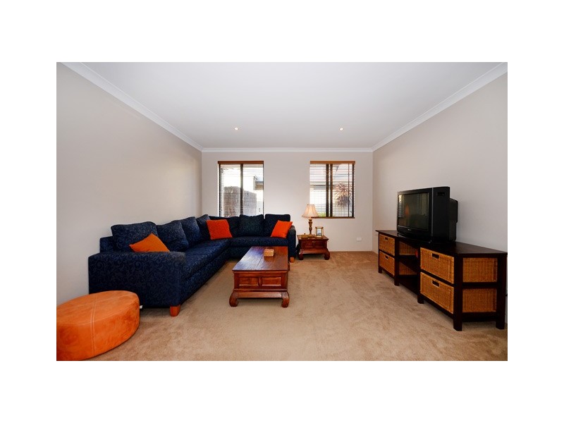 37 Donnelly Ramble, Wanneroo WA 6065