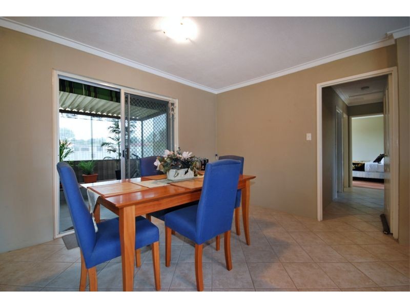 25 Whitfield Drive, Two Rocks WA 6037