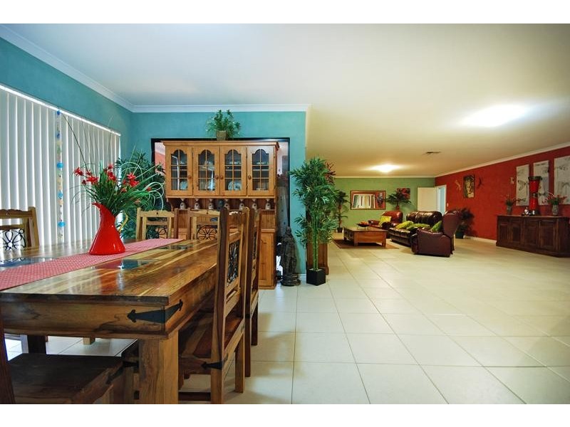 7 Ballard, Wanneroo WA 6065