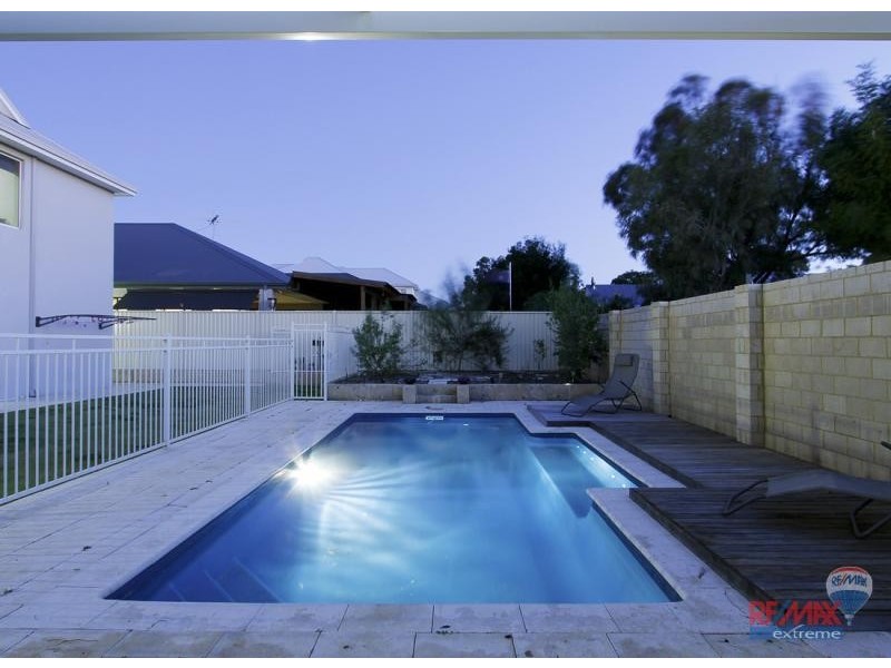 27 Whitehaven, Burns Beach WA 6028