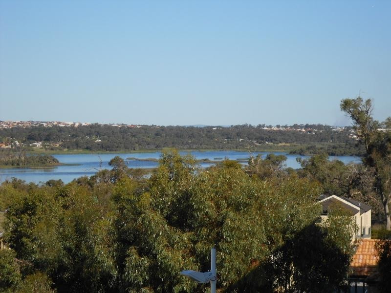 22/88 Lakeside Drive, Joondalup WA 6027