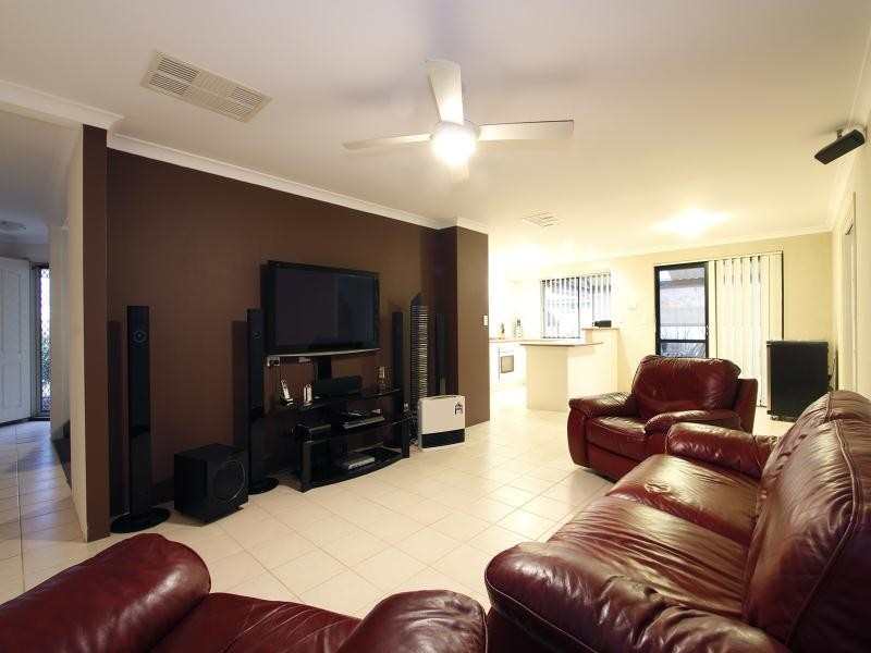 24 Chorley Ave, Butler WA 6036