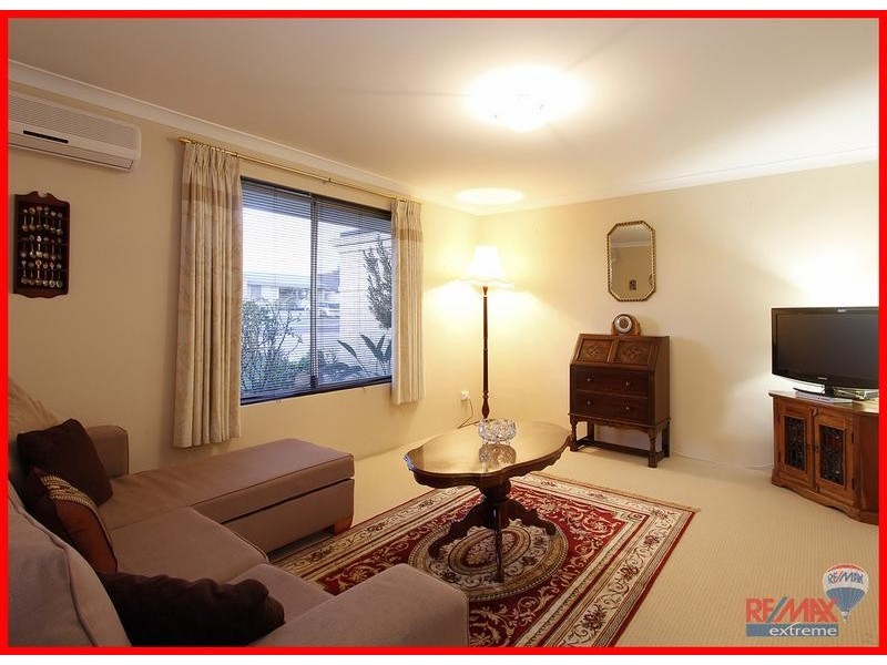 41 Santa Barbara Parade, Quinns Rocks WA 6030