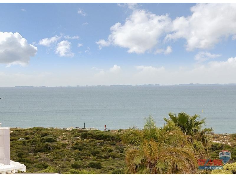 5b Courageous Place, Ocean Reef WA 6027