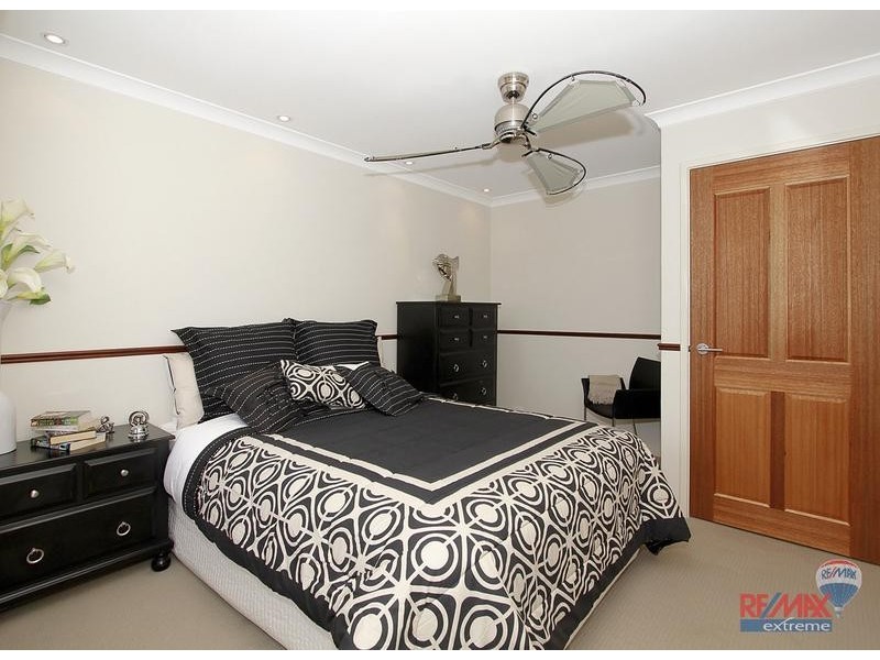 5b Courageous Place, Ocean Reef WA 6027