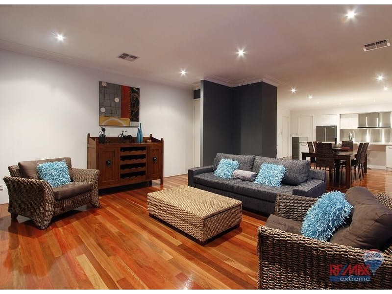 12 Fourmile Ave, Burns Beach WA 6028