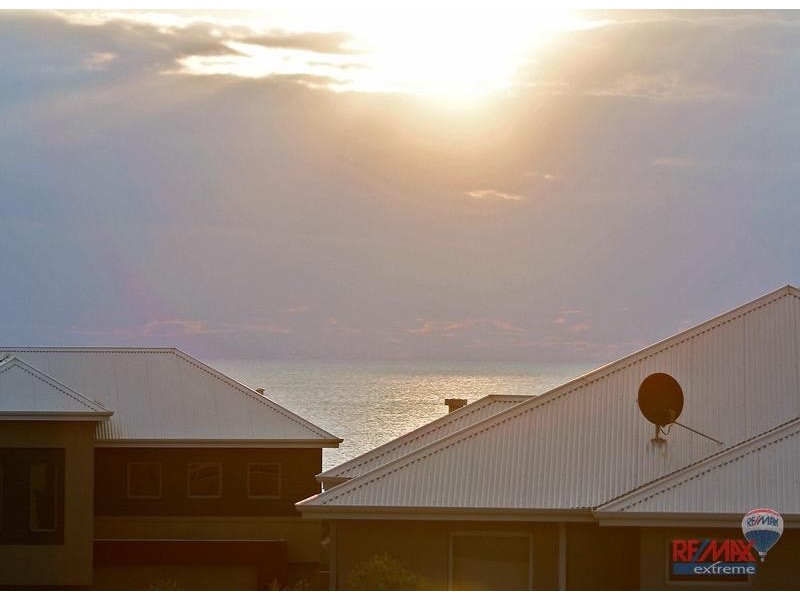 12 Fourmile Ave, Burns Beach WA 6028