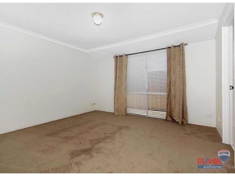 2 Silver Fern Avenue, Currambine WA 6028