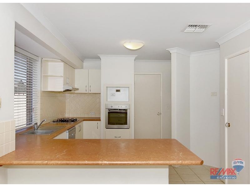 2 Silver Fern Avenue, Currambine WA 6028